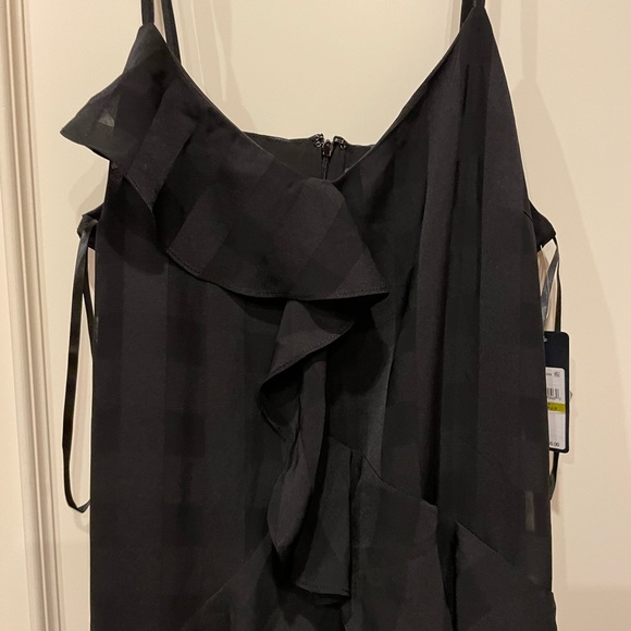 Dress - Picture 2 of 5